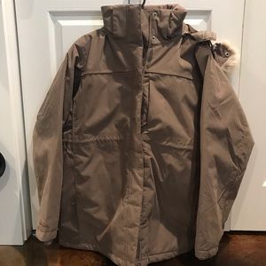 Large Cabelas women’s outerwear coat